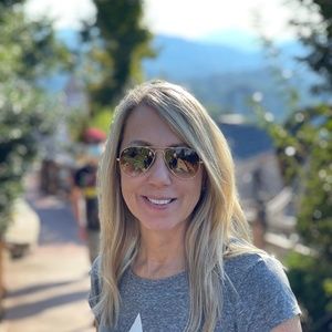 Meet your Posher, Danette